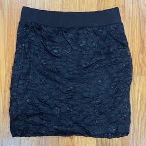 Forever21 mini skirt in black